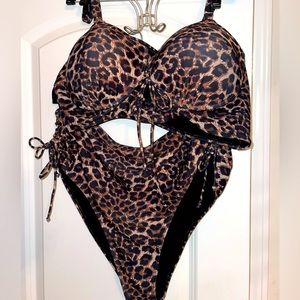 Plus Leopard Underwire Tie Side Bikini Swimsuit
